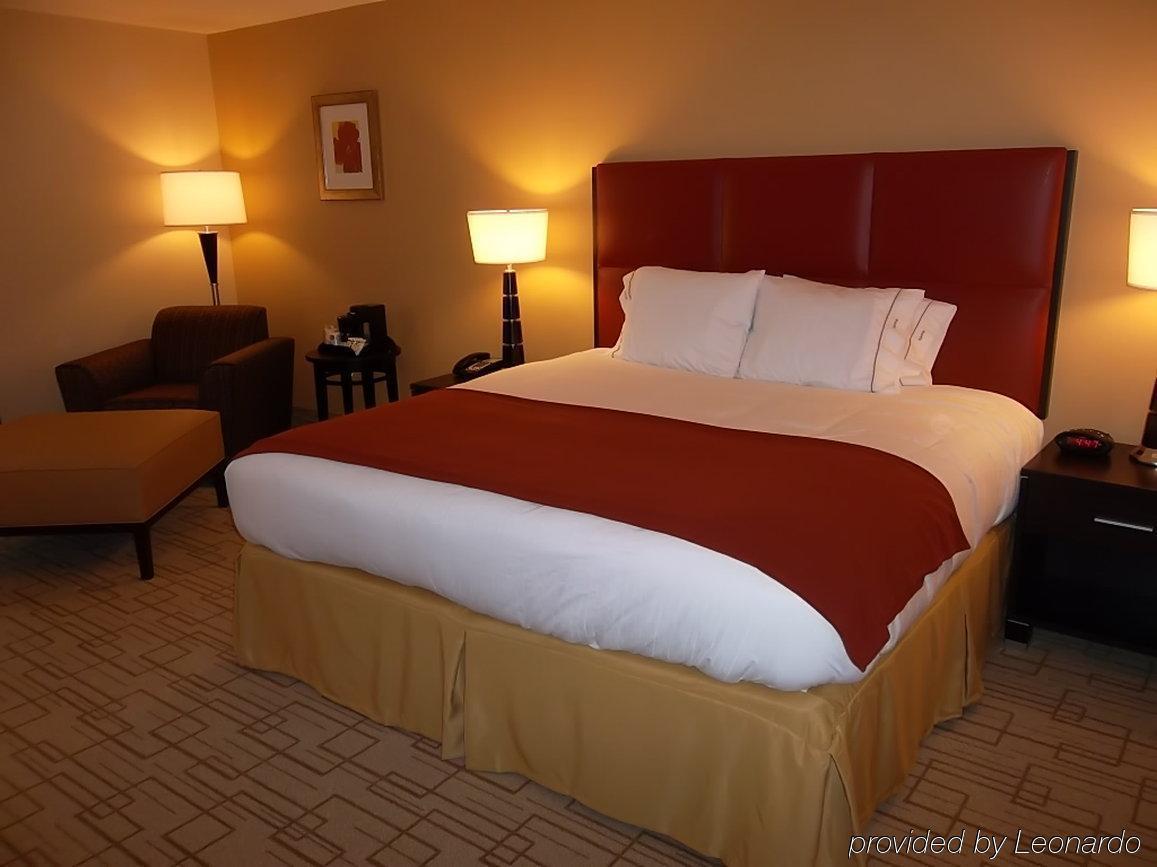 Holiday Inn Express & Suites - Smithfield/Selma By Ihg Quarto foto